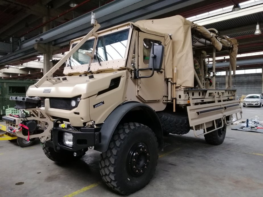 Belgian army evaluates Jankel LTTV light truck for Special Operations and Para Cdo units 3